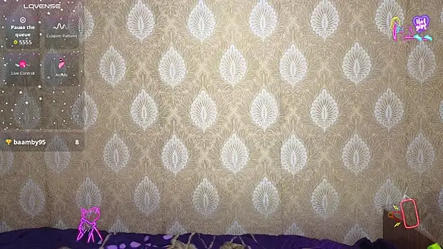 xx adrihanna xx online show from March 13, 6:20 pm