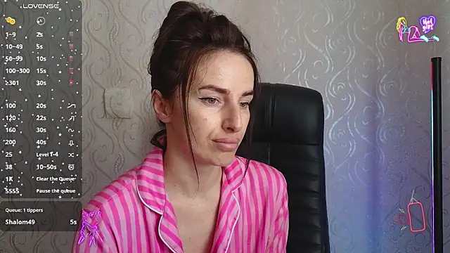 xx adrihanna xx online show from May 22, 5:38 am