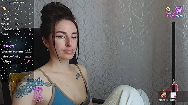 xx adrihanna xx online show from May 27, 8:33 am