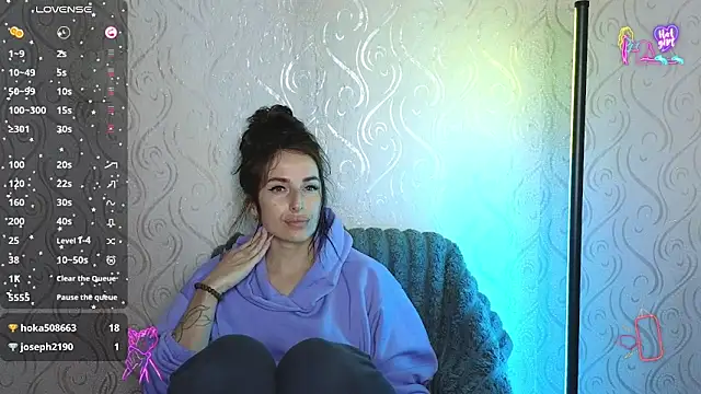 xx adrihanna xx online show from May 12, 4:13 pm