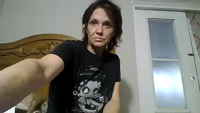 spundarella420 online show from May 27, 8:50 pm
