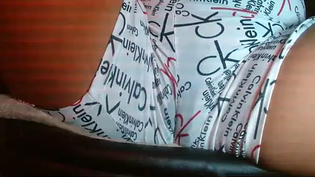 wendy rivera  online show from November 21, 11:01 am