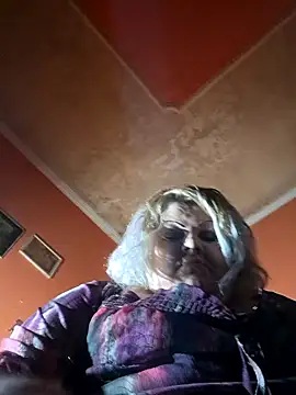 ducicsajsziii online show from November 16, 4:25 am