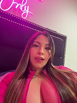 sexyyykloee online show from August 2, 3:31 am