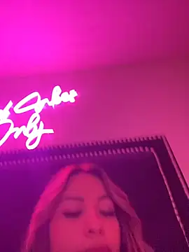 sexyyykloee online show from December 5, 6:13 am