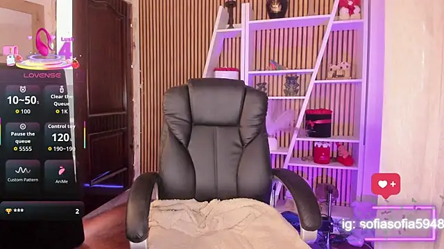 sofiah  online show from February 20, 5:03 pm