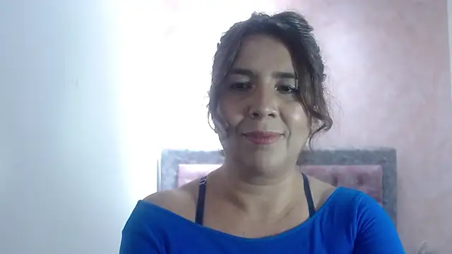 Victoria meester online show from August 6, 6:37 pm