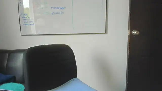 squirttati33 online show from November 4, 4:01 pm