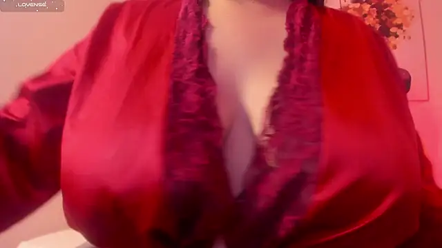 dolly zoe online show from July 30, 3:13 pm