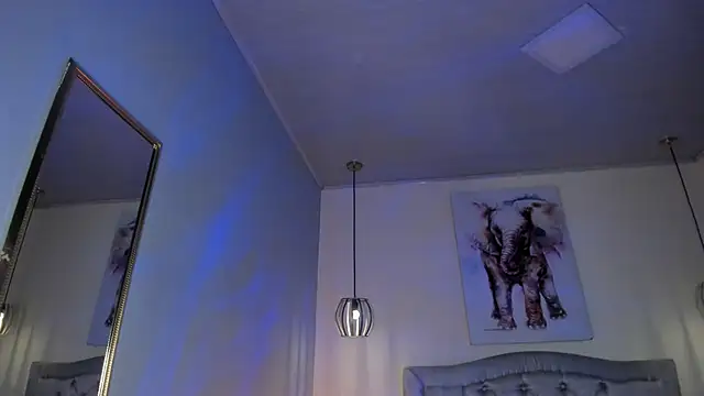 ayshel   online show from December 18, 6:18 am