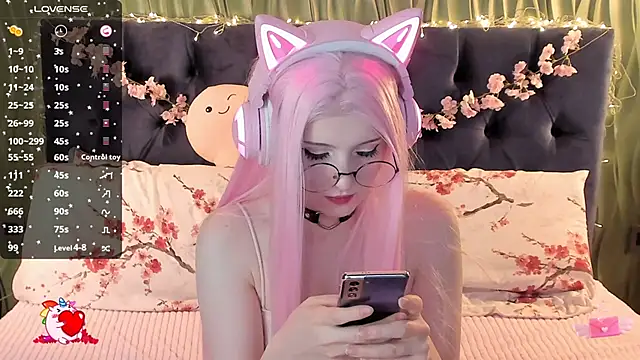 AliceLanley online show from November 15, 11:44 am