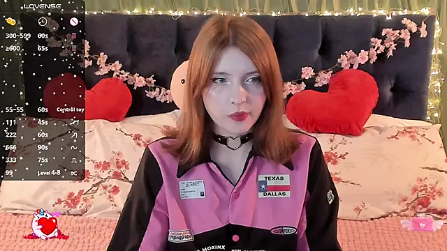 AliceLanley online show from March 27, 11:33 am