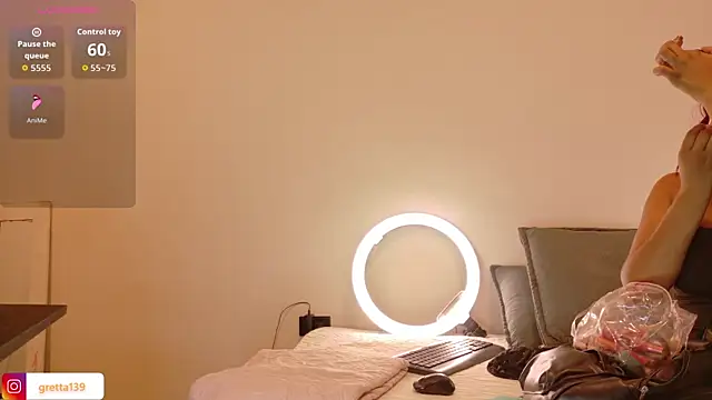  Gretta online show from November 17, 7:58 pm