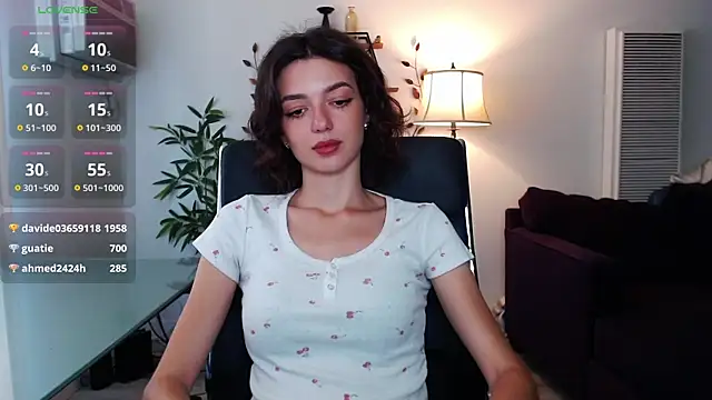olivia jeas online show from August 3, 7:52 pm
