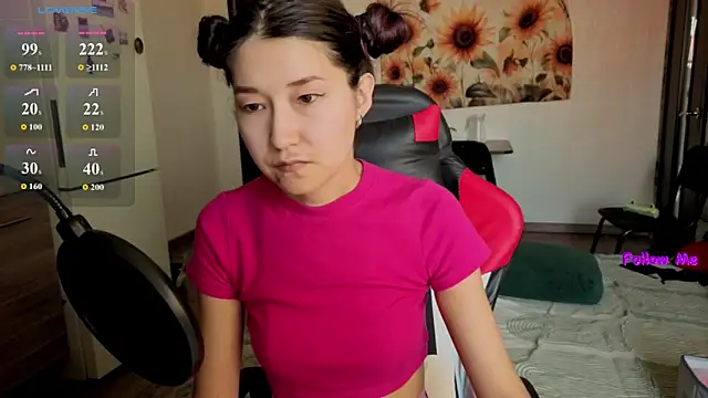 LeyylaStoone online show from June 18, 7:32 am