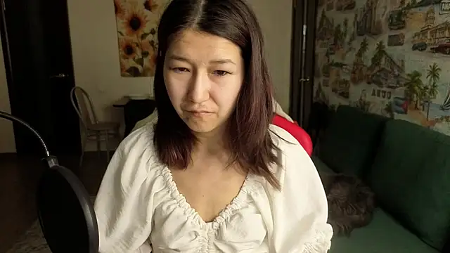 LeyylaStoone online show from May 2, 2:04 am