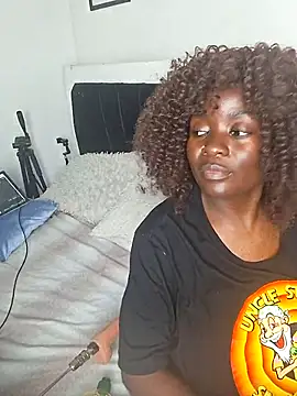 Snapshot of hornycreamybabe chatting on October 15, 8:28 am hornycreamybabe online show from October 15, 8:28 am