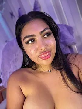 NatashaBrown12 online show from August 1, 7:16 pm