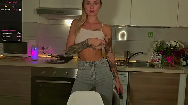 MissLovex online show from September 8, 2:38 pm