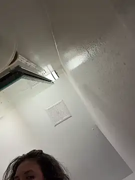 meepicgirl online show from March 14, 5:19 am