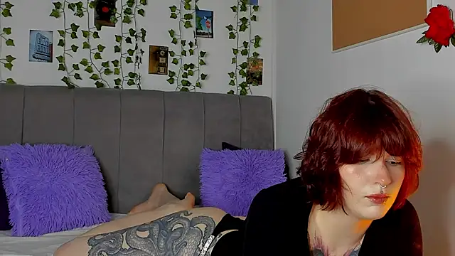 miss Lizzy online show from July 10, 1:17 am