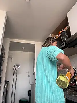 Ameellie online show from February 12, 4:41 pm