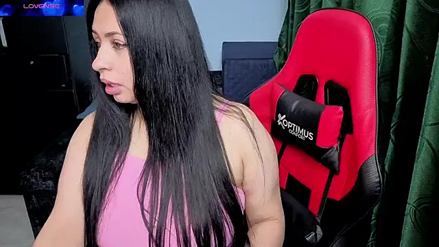 charlotee lovee69 online show from June 20, 1:53 am