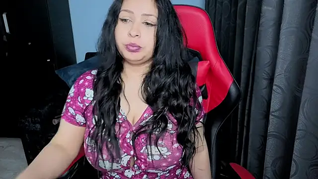 charlotee lovee69 online show from November 16, 9:10 am