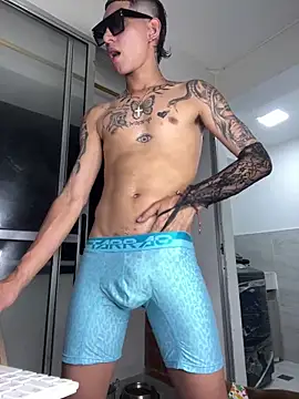 Hardcockboysxxx online show from April 5, 1:04 am