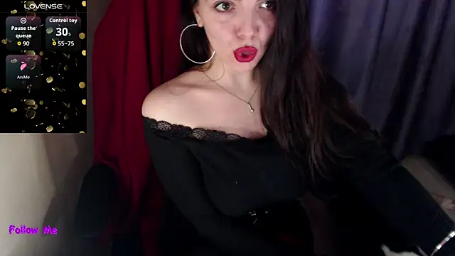 mia-joy online show from March 16, 9:02 am