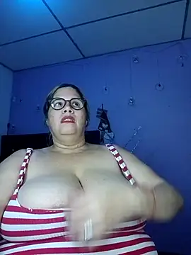 EllisW8 online show from November 22, 12:30 pm