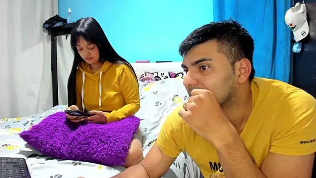 2ScarletandRyan8 online show from August 3, 9:04 am