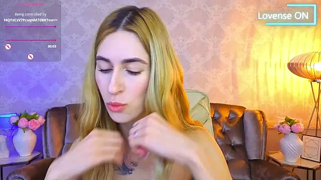 Sexy Lava online show from November 5, 7:02 am