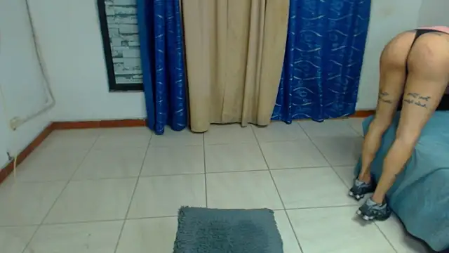 kiwii nasty online show from June 12, 3:25 am