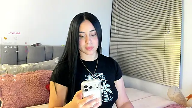 Gigi-bom online show from June 7, 12:39 am