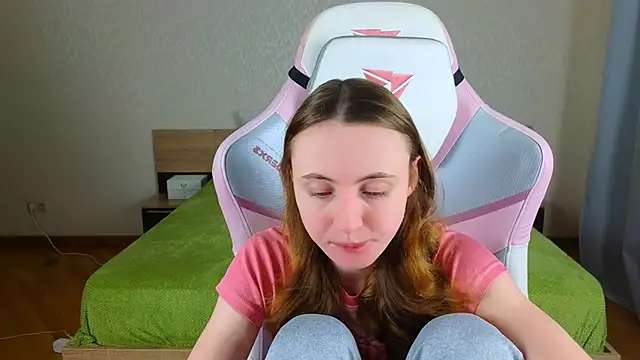 Cowell Adelina online show from December 14, 9:26 am