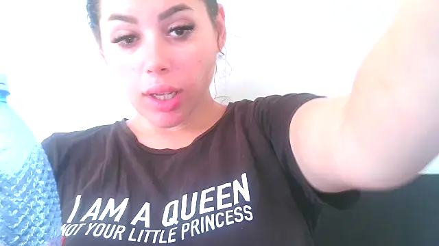 LovelyJulliette online show from September 14, 12:03 pm