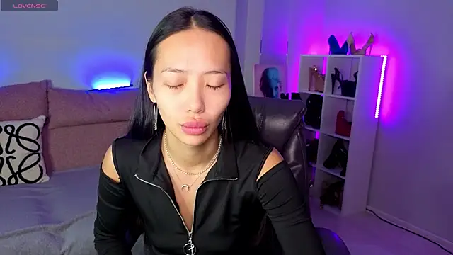  MIURA  online show from October 12, 11:40 pm