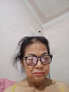Hotestlove online show from May 27, 7:16 am