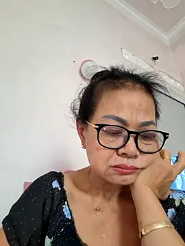Hotestlove online show from July 3, 8:42 am