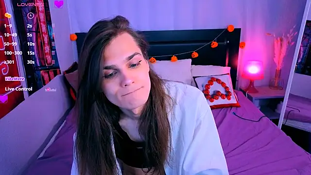 Will Will  online show from November 8, 2:33 pm