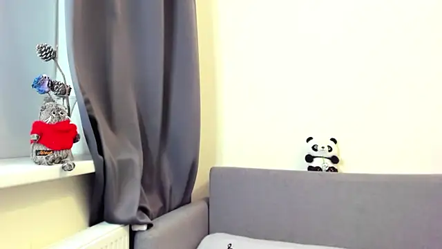  ellen meow  online show from July 12, 8:42 pm