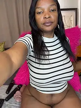 slimcateee online show from June 7, 7:26 am
