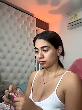 ZarahEvans online show from November 18, 11:15 pm