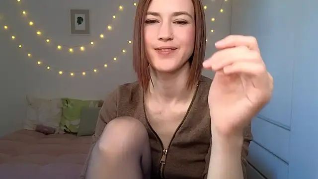 AliciaNewell online show from June 23, 4:43 am