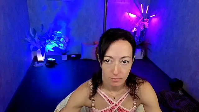 kimberlyray777 online show from July 28, 8:23 am