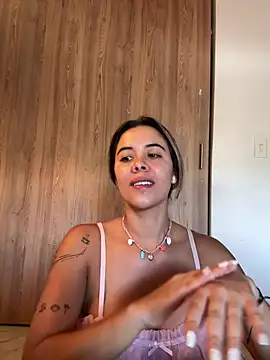 Emilia Bakerr online show from July 14, 7:40 pm