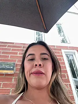 Emilia Bakerr online show from July 16, 8:02 pm