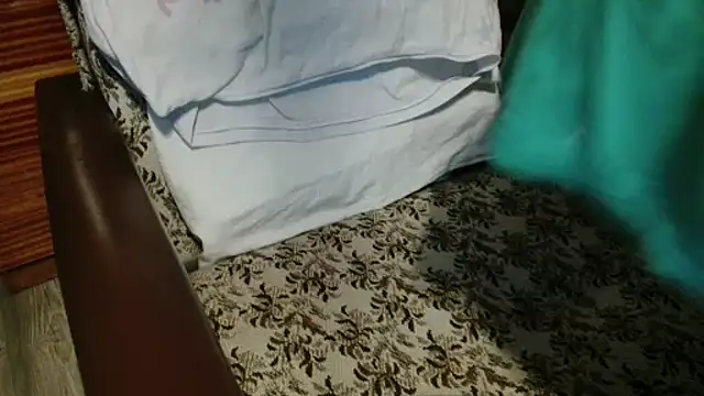 Lucinka1 online show from February 1, 10:30 pm