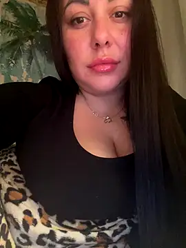 DaisyStreet online show from December 20, 6:34 pm